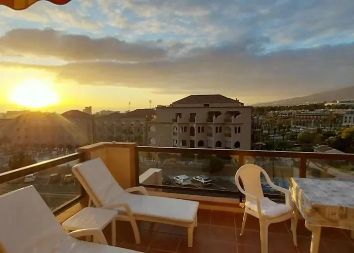 Big Ocean Terrace - Walk To Vistas & Golden Mile