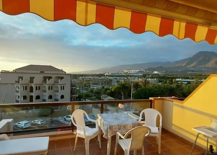 Big Ocean Terrace - Walk To Vistas & Golden Mile