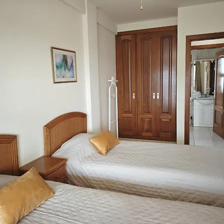 Big Ocean Terrace - Walk To Vistas & Golden Mile Apartment *