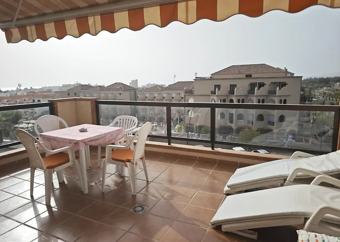 Apartment Big Ocean Terrace - Walk To Vistas & Golden Mile
